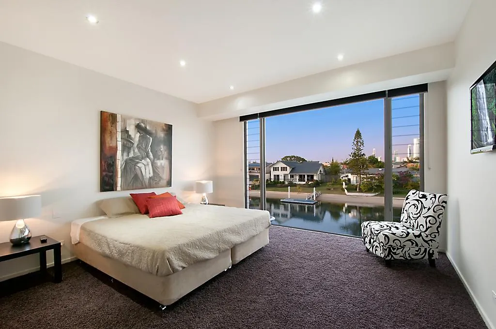 Vue De Monde Βίλα Broadbeach Waters