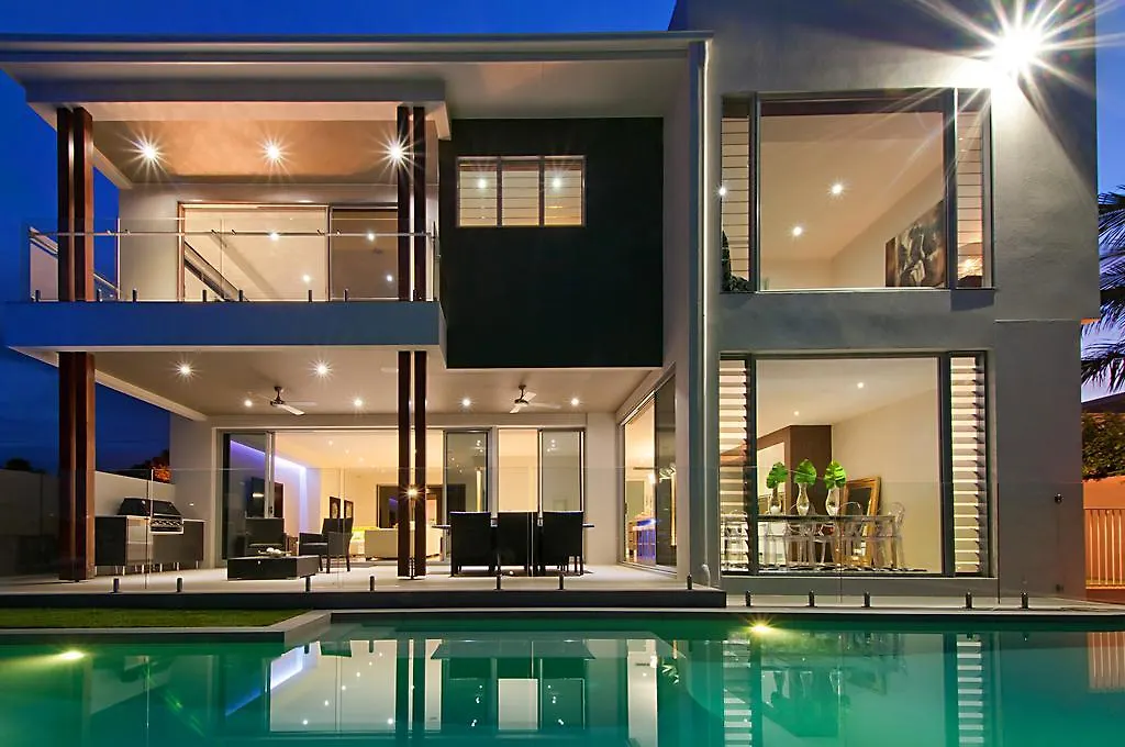 Vue De Monde Villa Broadbeach Waters 0*,  Australia